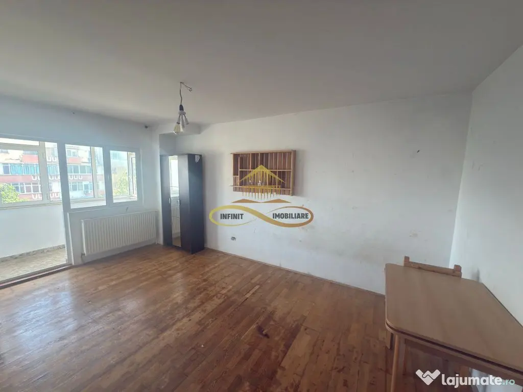 De vanzare apartament 3 camere decomandate Republicii Bacau