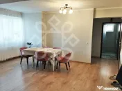 Apartament cu 3 camere si loc de parcare, zona Decebal 