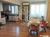 Apartament cu 3 camere si loc de parcare, zona Decebal 