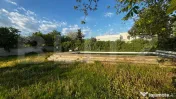 Căsuță de vacanță utilată, teren 720 mp, piscină, zon 