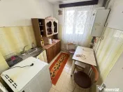 Apartament 3 camere zona Cet cu Centrala 