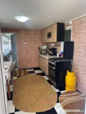 ???? Casă de vânzare – 2 locuințe în aceeași curte, t 