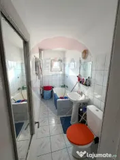 Apartament cu doua camere pe Mitropolitul Varlaam 
