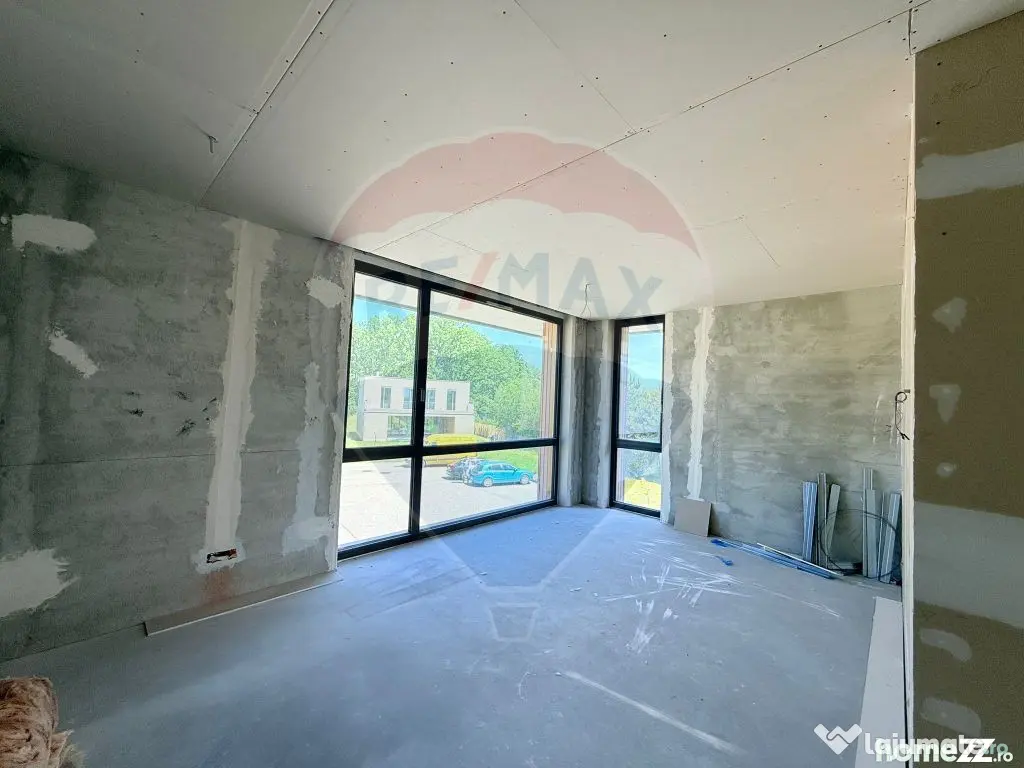Vilă modernă de vânzare | 5 camere | Dumbrava Vlăsiei... - Balotesti (Bucuresti-Ilfov)