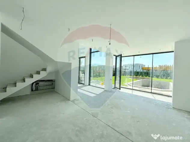 Vilă modernă de vânzare | 5 camere | Dumbrava Vlăsiei...