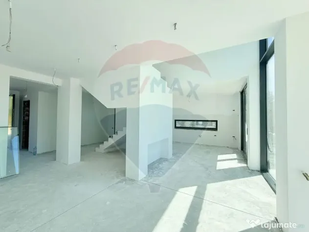 Vilă modernă de vânzare | 5 camere | Dumbrava Vlăsiei...