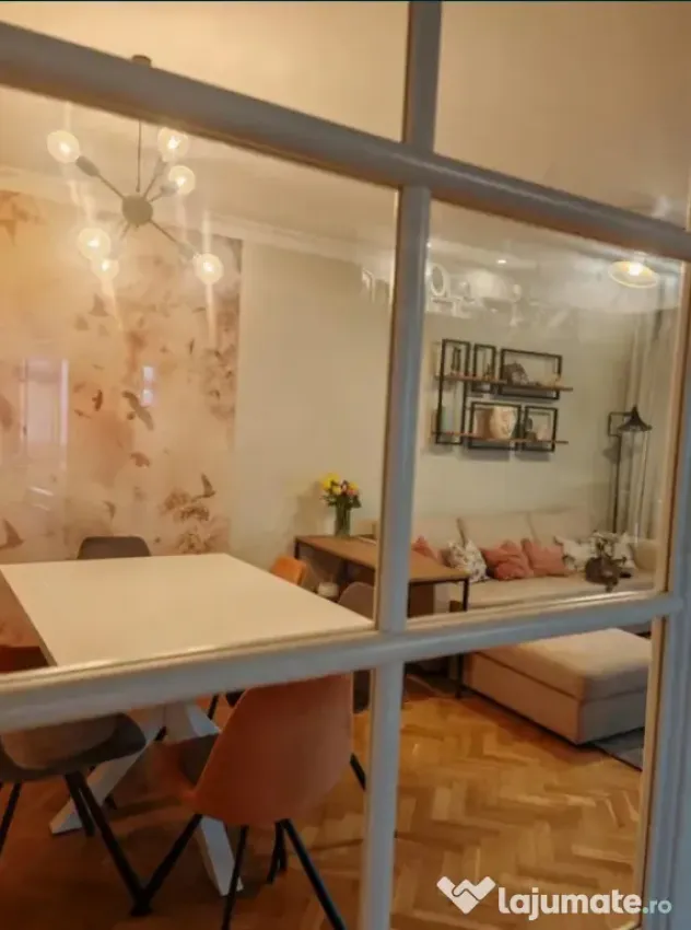 Apartament 3 camere, decomandat - Brasovul Vechi