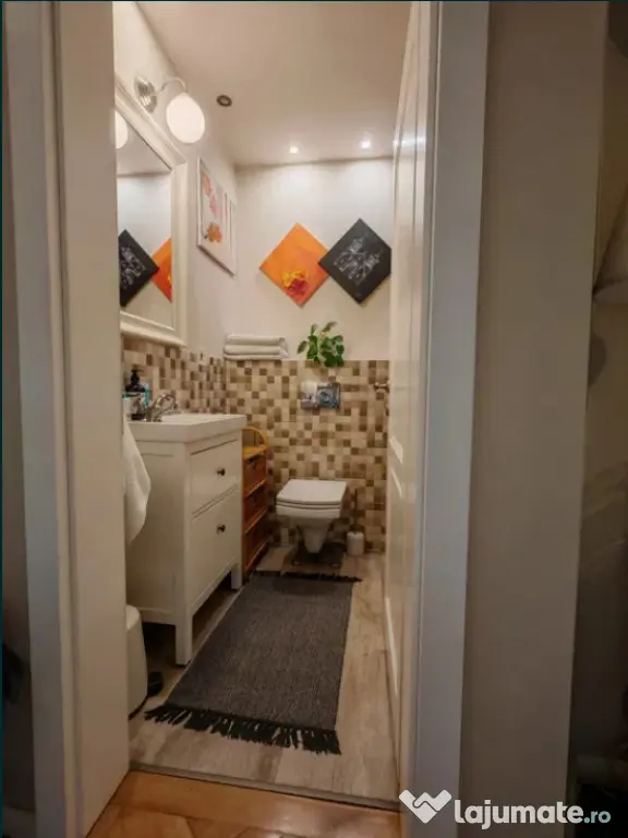 Apartament 3 camere, decomandat - Brasovul Vechi