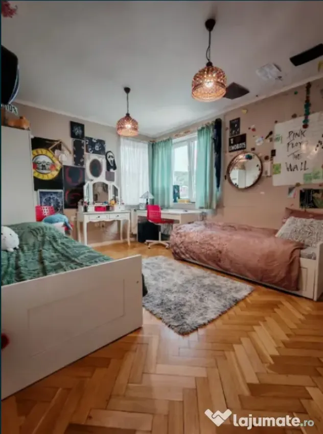 Apartament 3 camere, decomandat - Brasovul Vechi