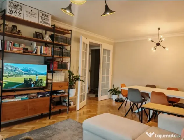 Apartament 3 camere, decomandat - Brasovul Vechi