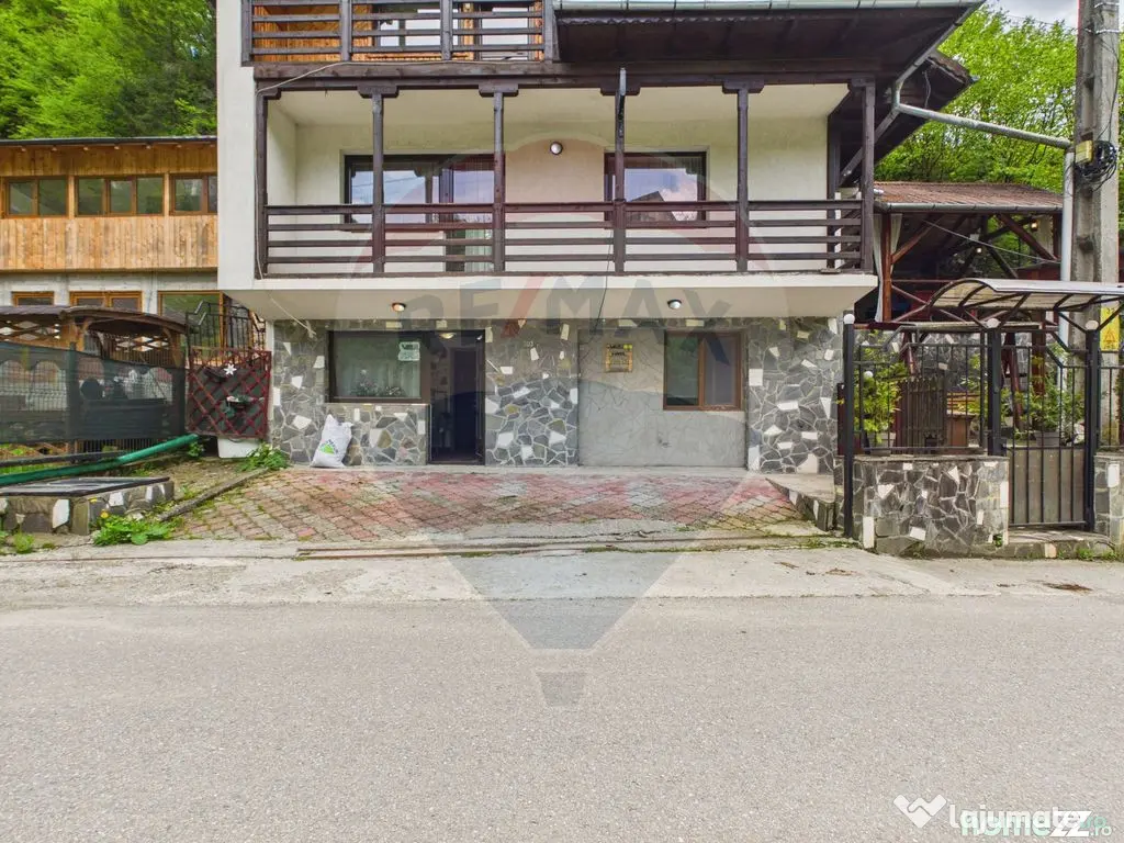 Pensiune/casa montană 9 camere în Dâmbovicioara, comis...