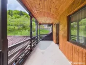Pensiune/casa montană 9 camere în Dâmbovicioara, comis... 