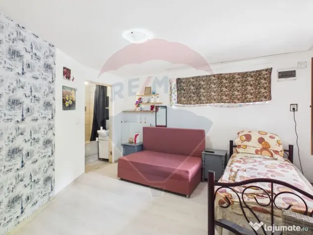 Pensiune/casa montană 9 camere în Dâmbovicioara, comis...