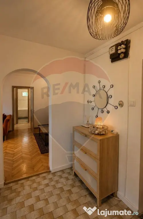 Apartament cu 3 camere de inchiriat, Str. Turda, Sector 1...
