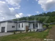 Casa De Vanzare in Cerghid 