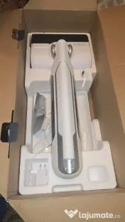 Aspirator vertical fara fir cu spalare Rowenta X-Clean 10 