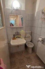 Apartament cu 2 camere decomandat de vanzare Neagoe Voda 