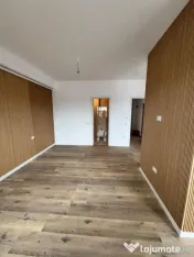 Apartament cu 2 camere, 79.7 mp plus terasa, zona Siloz, loc