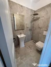 Apartament cu 2 camere, 79.7 mp plus terasa, zona Siloz, loc