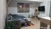 Apartament cu 3 camere de vanzare, centrala proprie - Mih... 