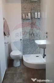 Apartament cu 3 camere de vanzare, centrala proprie - Mih... 