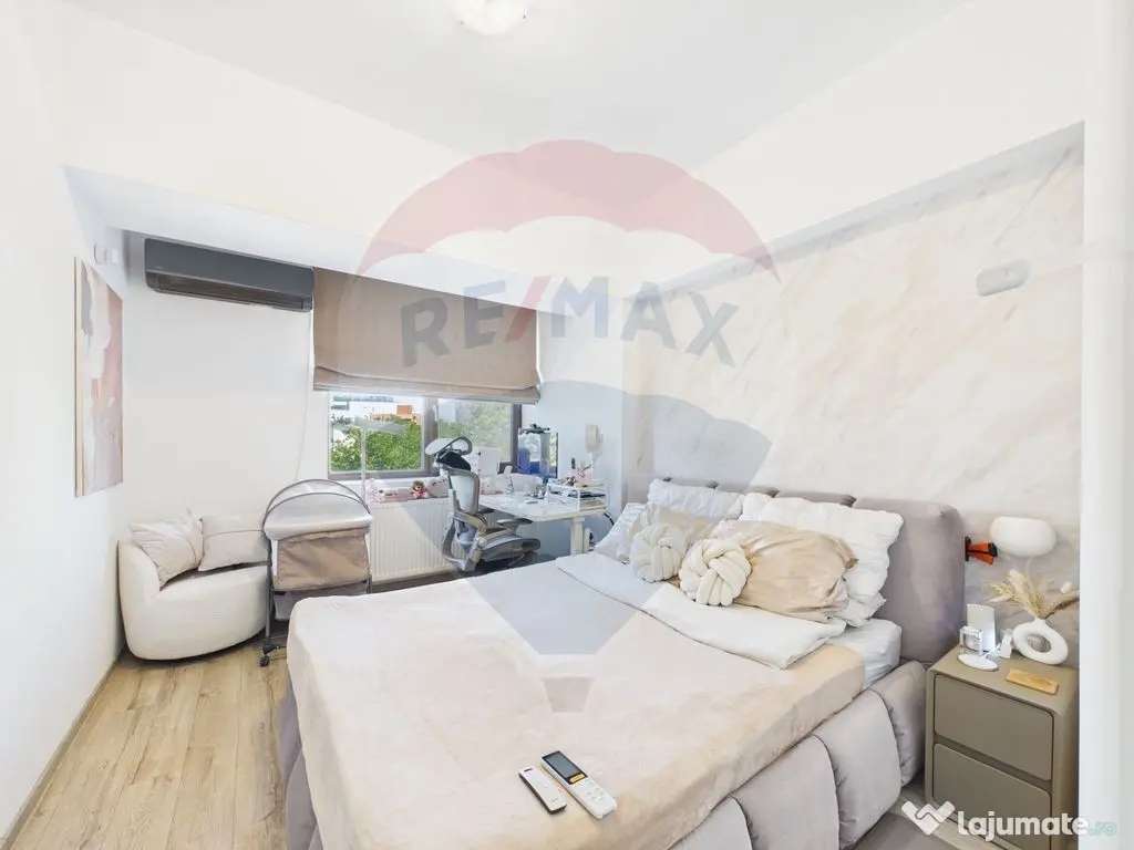 Apartament cu 3 camere de vanzare, centrala proprie - Mih...