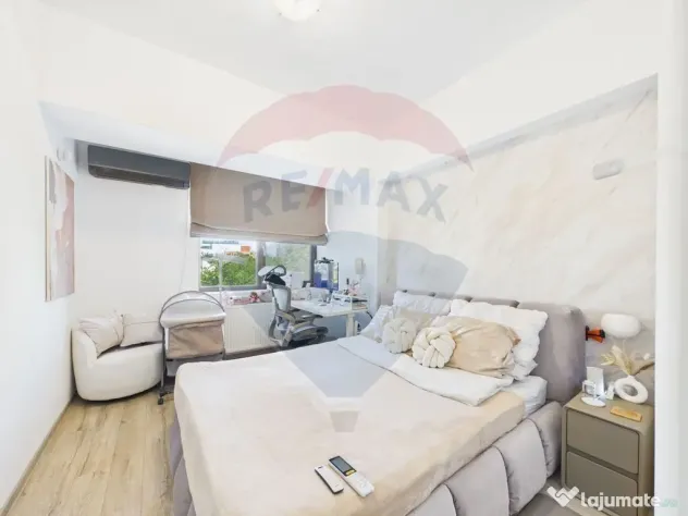 Apartament cu 3 camere de vanzare, centrala proprie - Mih...