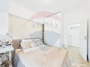 Apartament cu 3 camere de vanzare, centrala proprie - Mih... 