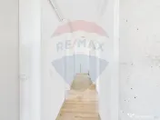 Apartament cu 3 camere de vanzare, centrala proprie - Mih... 