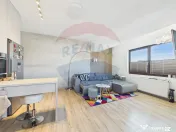 Apartament cu 3 camere de vanzare, centrala proprie - Mih...
