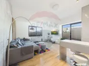 Apartament cu 3 camere de vanzare, centrala proprie - Mih... 