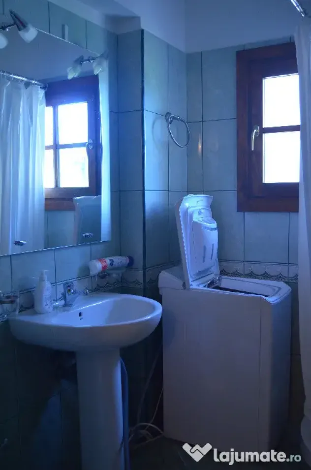Predeal-Apartament cu patru camere ,mobilat si utilat -Cioplea