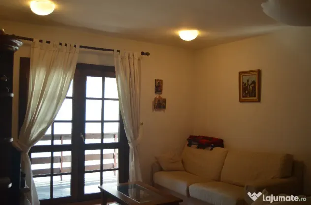Predeal-Apartament cu patru camere ,mobilat si utilat -Cioplea