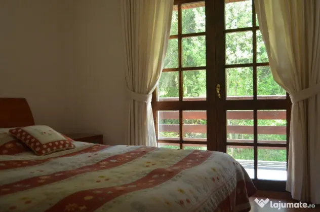 Predeal-Apartament cu patru camere ,mobilat si utilat -Cioplea