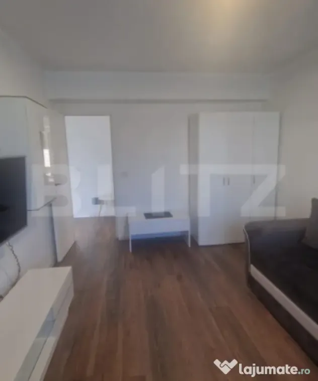 Apartament 2 camere de închiriat – parter, loc de parcare