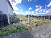 Executam garduri si porti 