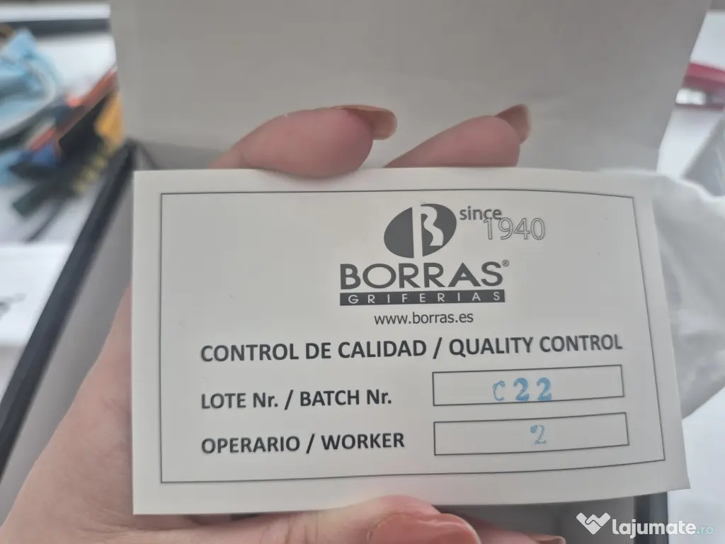 Dus igienic / Shattaf incastrat Borras M2323-NM – negru mat – NOU