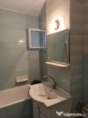 De vanzare apartament cu 2 camere, parter, micro 13 B, 60... 