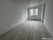 Apartament cu 2 camere decomandat