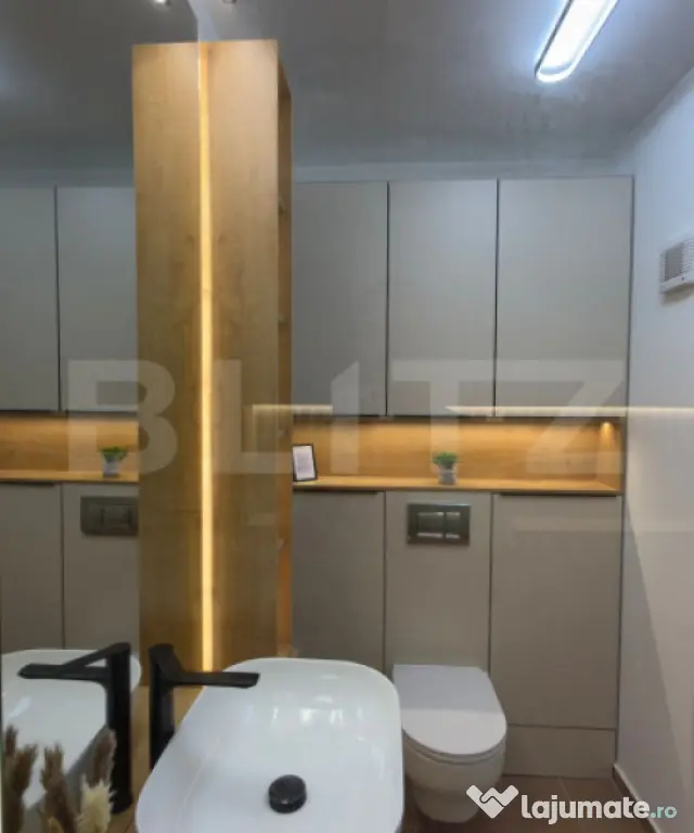 Apartament 3 camere lux, 55 mp, garaj, zona Eroilor