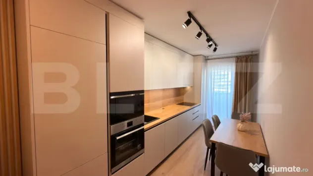 Apartament 3 camere lux, 55 mp, garaj, zona Eroilor