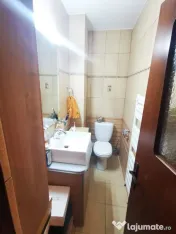 De vanzare apart. cu 3 camere, Complex Vega, Ultimul Leu,...