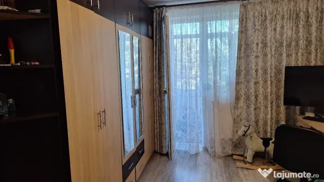Apartament 3 camere, caramida, 51mp utili+balcon inchis, etaj 3