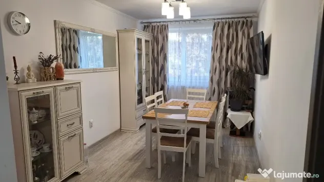 Apartament 3 camere, caramida, 51mp utili+balcon inchis, etaj 3