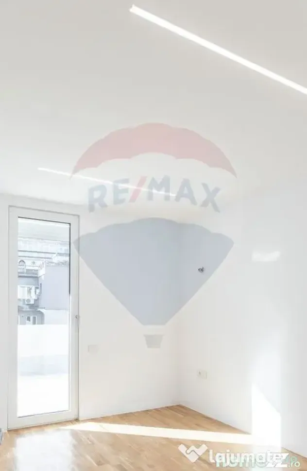 Vanzare apartament 3 cam | 310.000 euro+TVA | Palatul Par...