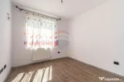Apartament 3 camere de vanzare in Floresti, Str.Eroilor 8... 