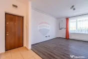 Apartament 3 camere de vanzare in Floresti, Str.Eroilor 8... 