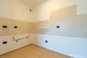 Apartament 3 camere de vanzare in Floresti, Str.Eroilor 8... 