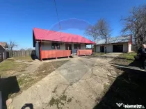 Casă cu 7000mp teren intravilan Movilita
