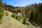 Casa de vacanta sau pensiune in Dâmbovicioara 5 camere, 5 b